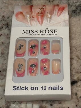 MISS ROSE Pink Floral Stick-On Nail Set NEW IN BOX